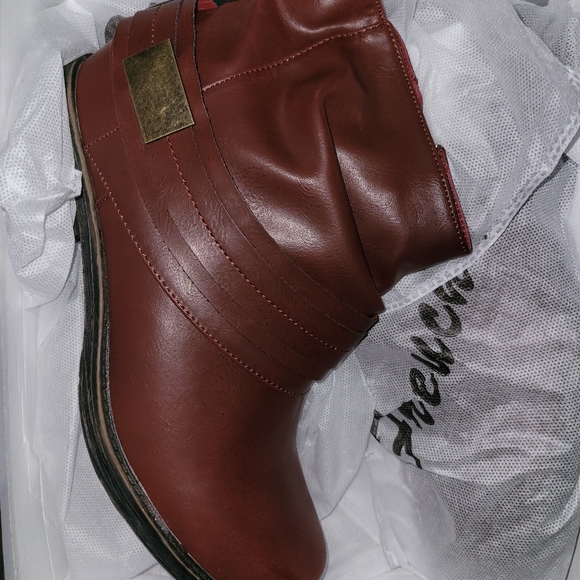 Bootie(sold) - Picture 2 of 2